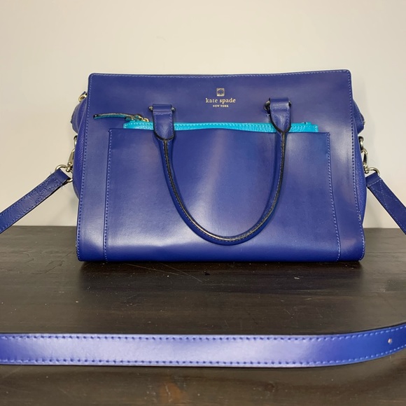 kate spade Handbags - Kate Spade blue leather crossbody purse